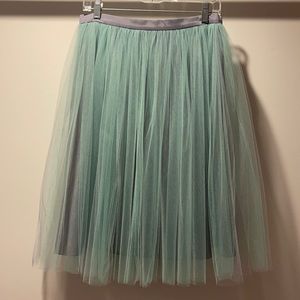BEAUTIFUL sea foam mint green tulle midi skirt